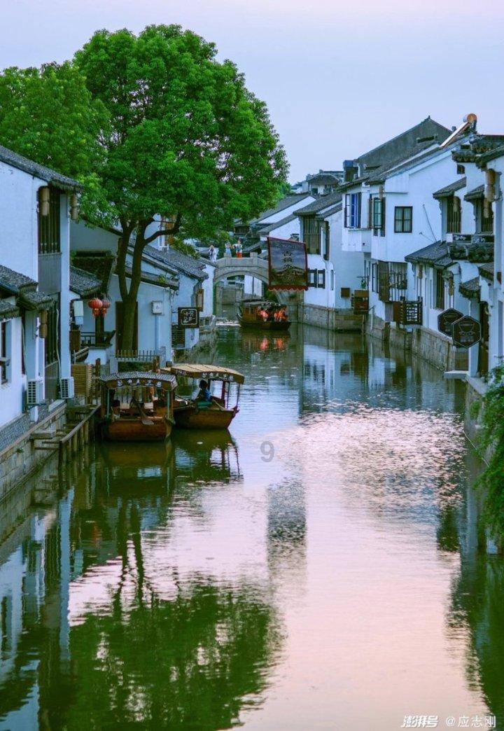 宝宝为什么不肯坐餐椅？带宝宝出去旅行需要带的用品有哪些？
